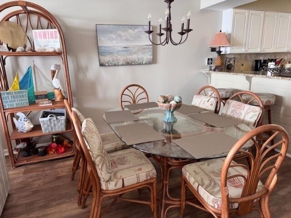 Architecture, Building, Dining Room, Dining Table, Furniture