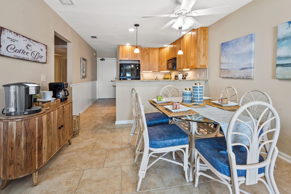 Dining Room, Dining Table, Furniture, Indoors, Table