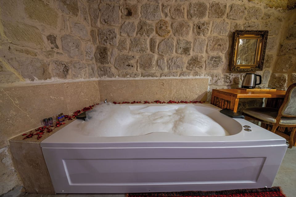 Superior Room | Soundproofing, free WiFi, bed sheets