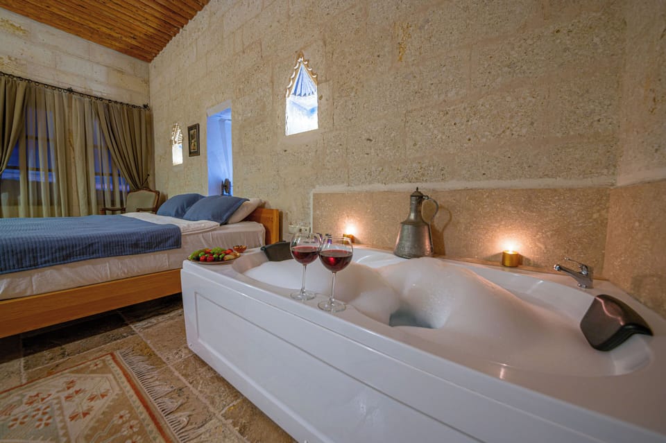 Junior Double Room | Private spa tub