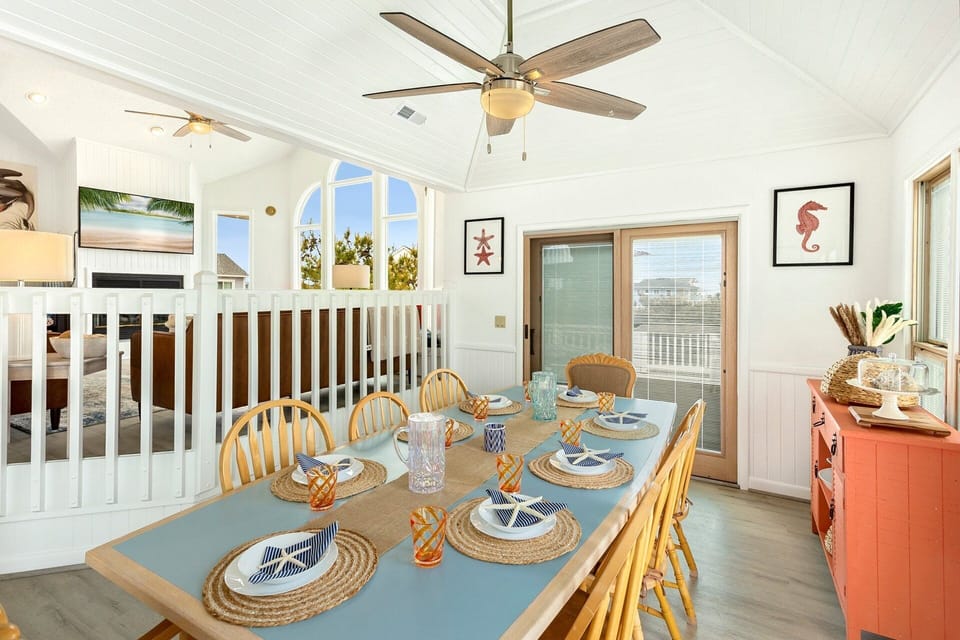 Eat together in the Dining Area!