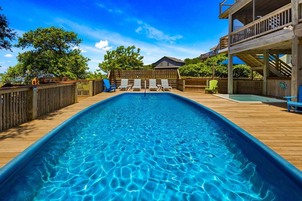 Pool area