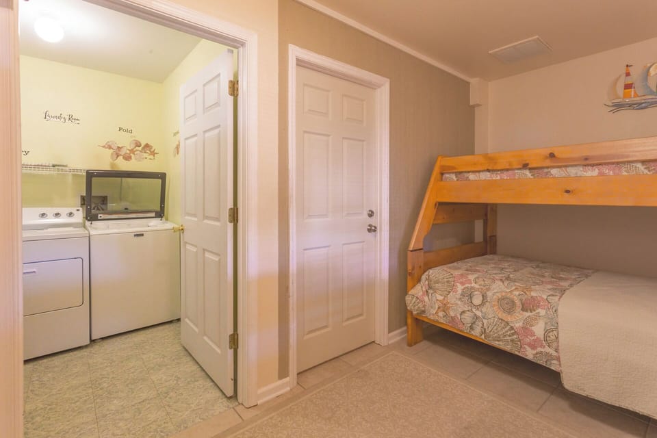 Get the kids settled into the nearby single Bunk Bedroom for extra sleeping space.