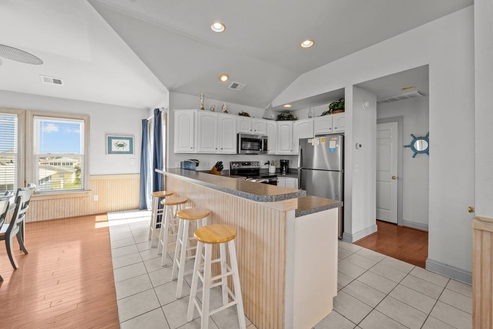 Whip up something delicious in the Kitchen and enjoy at the counter bar!