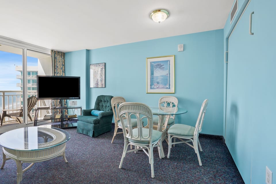 Table, Furniture, Living Room, Indoors, Screen