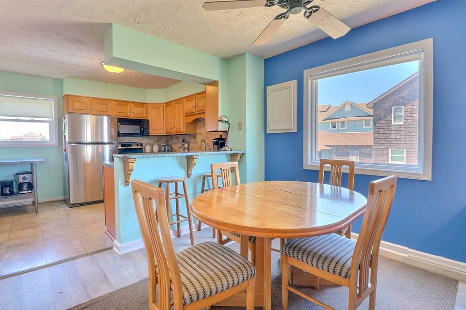 The open-concept layout is welcoming and bright!