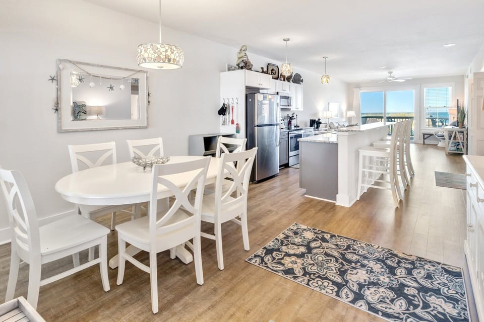 Eat together in the open-concept Dining Area!