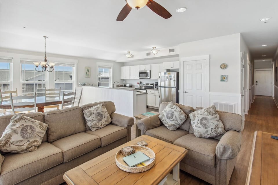 Living area with oceanfront views.