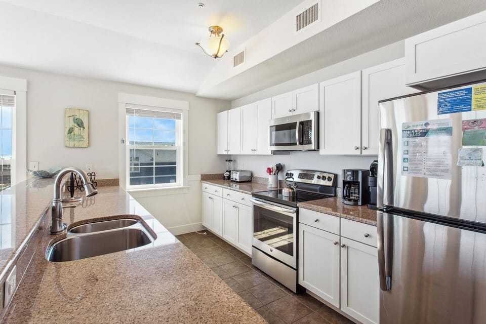 Whip up a delicious meal for the whole family to enjoy in the Kitchen with modern appliances.