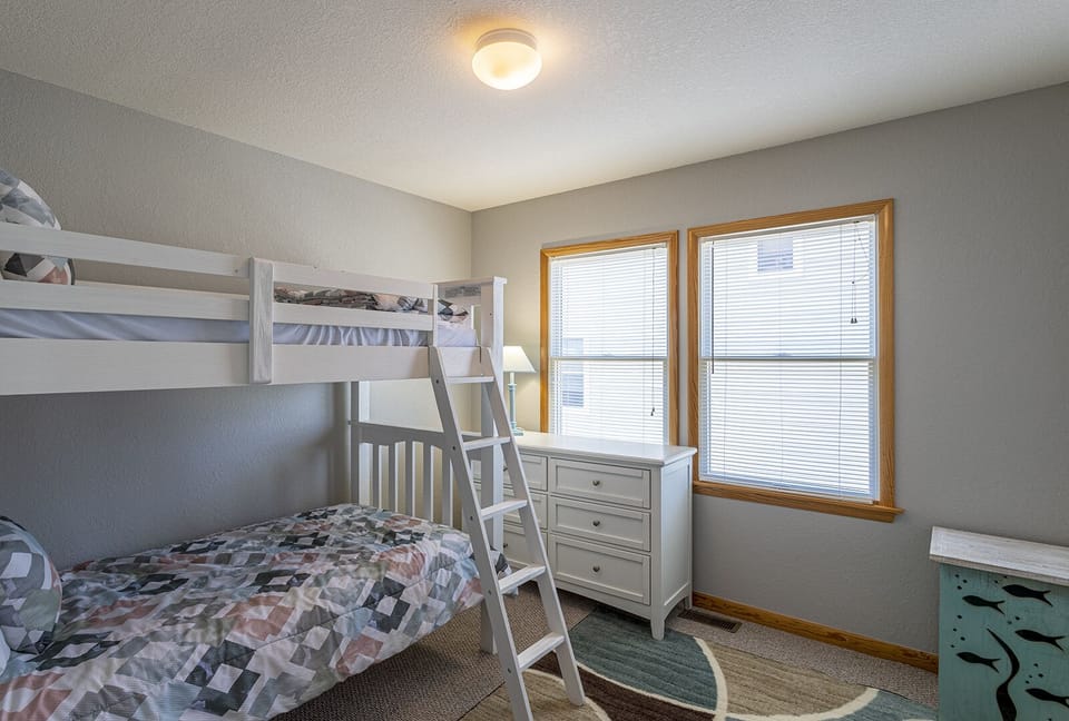 Bunk Bedroom