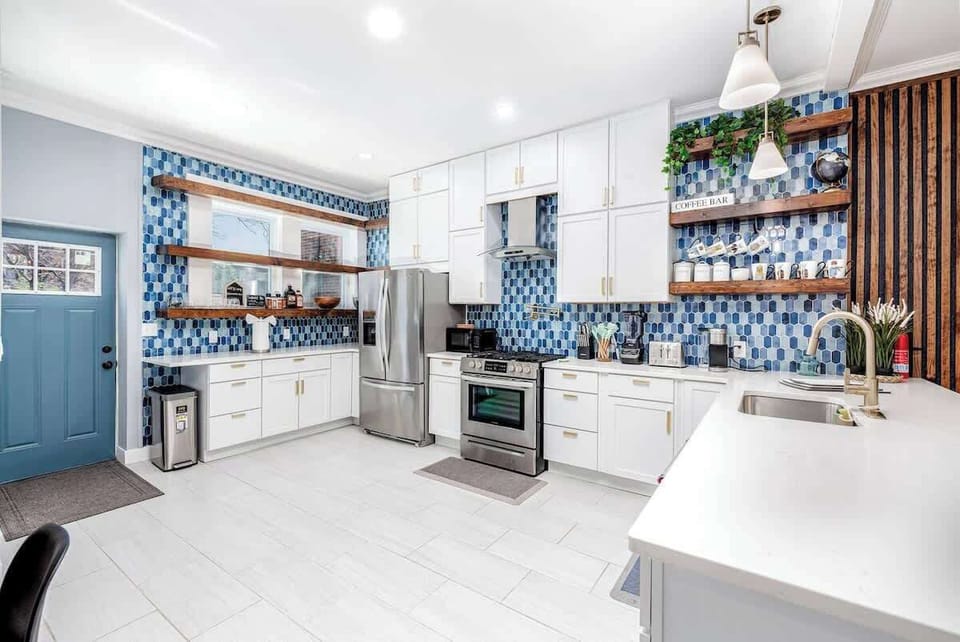 Fully equipped kitchen