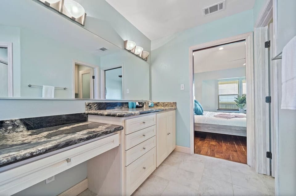 Welcome to the oasis of cleanliness