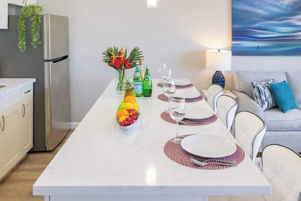 Dining area for up to four people 