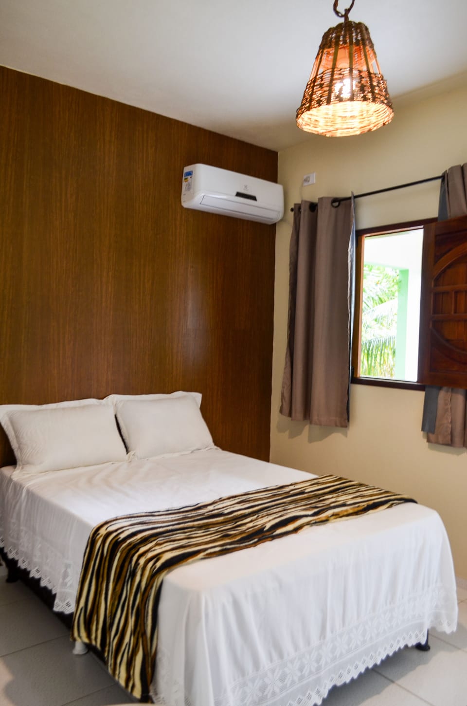 Double or Twin Room | Free WiFi, bed sheets