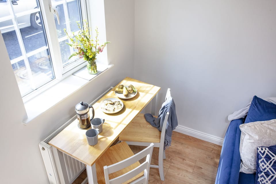 Dining area with view of street - Cobblers Cottage