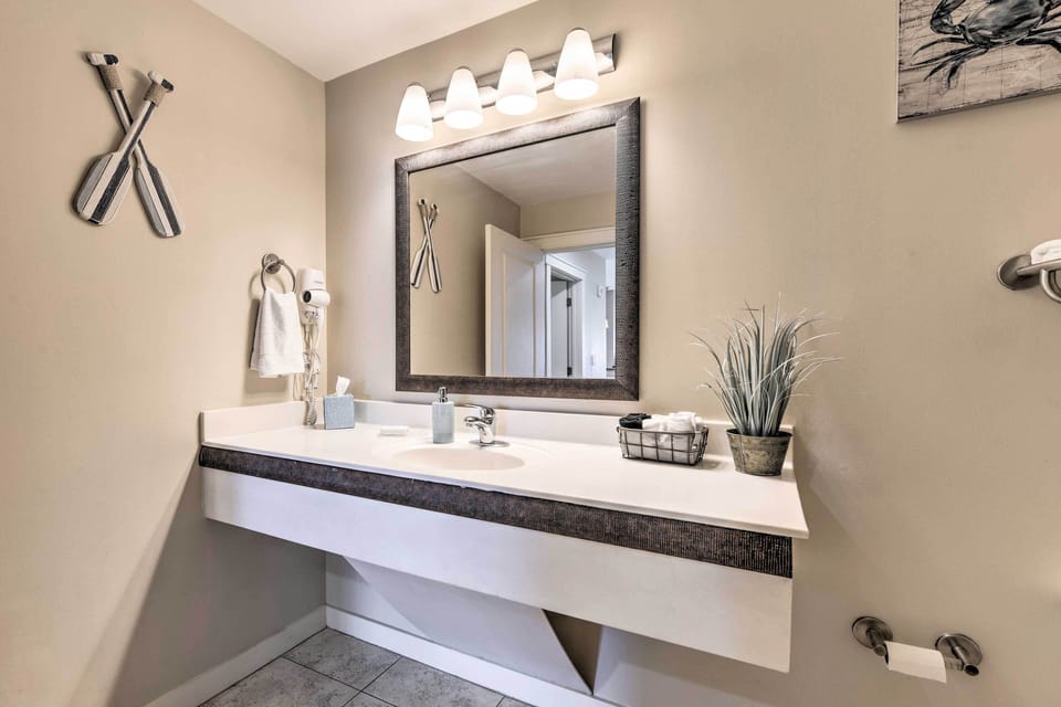 Bathroom | Linens & Towels Provided