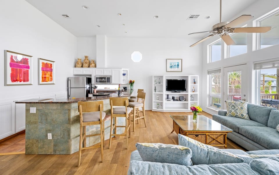 Living & Kitchen — Slate Stone Bar with Stools, Abstract Art & Vaulted Ceilings