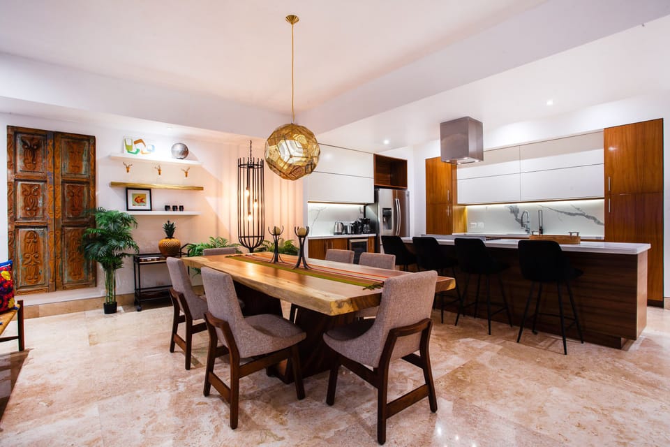 Dining table with seating for 6