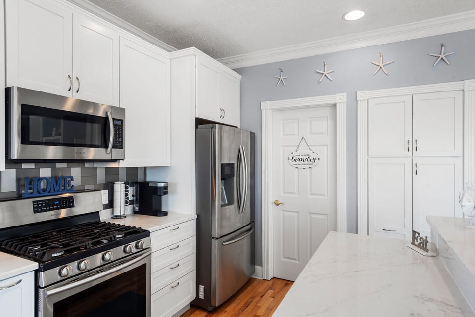 BP99: Chasing Tides | Mid Level Kitchen
