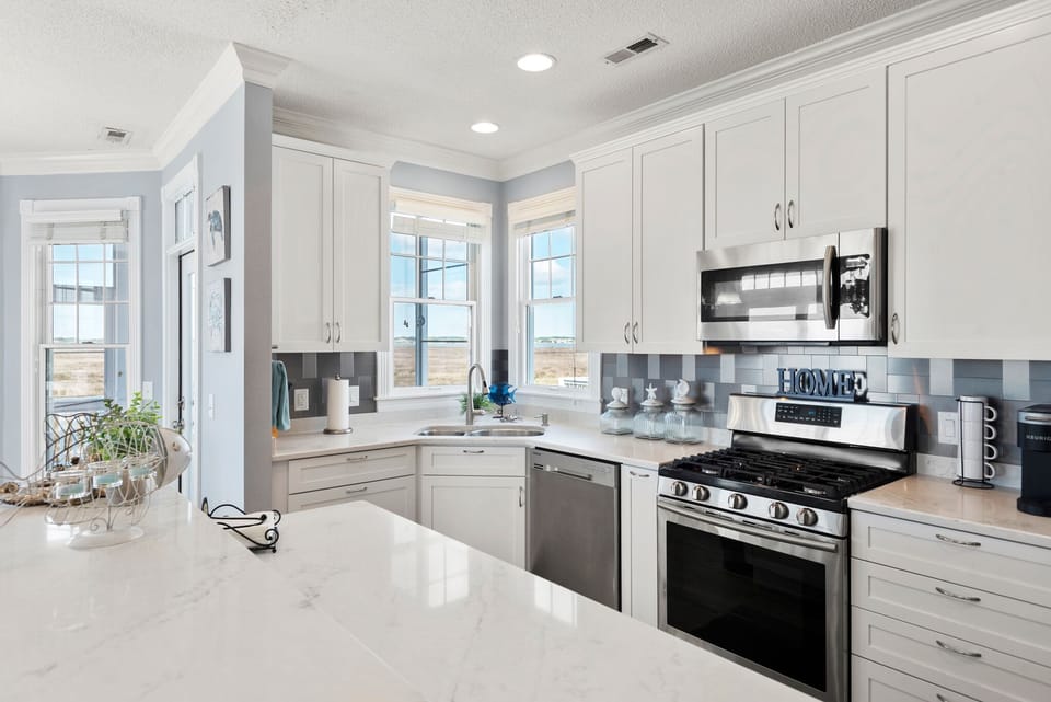 BP99: Chasing Tides | Mid Level Kitchen
