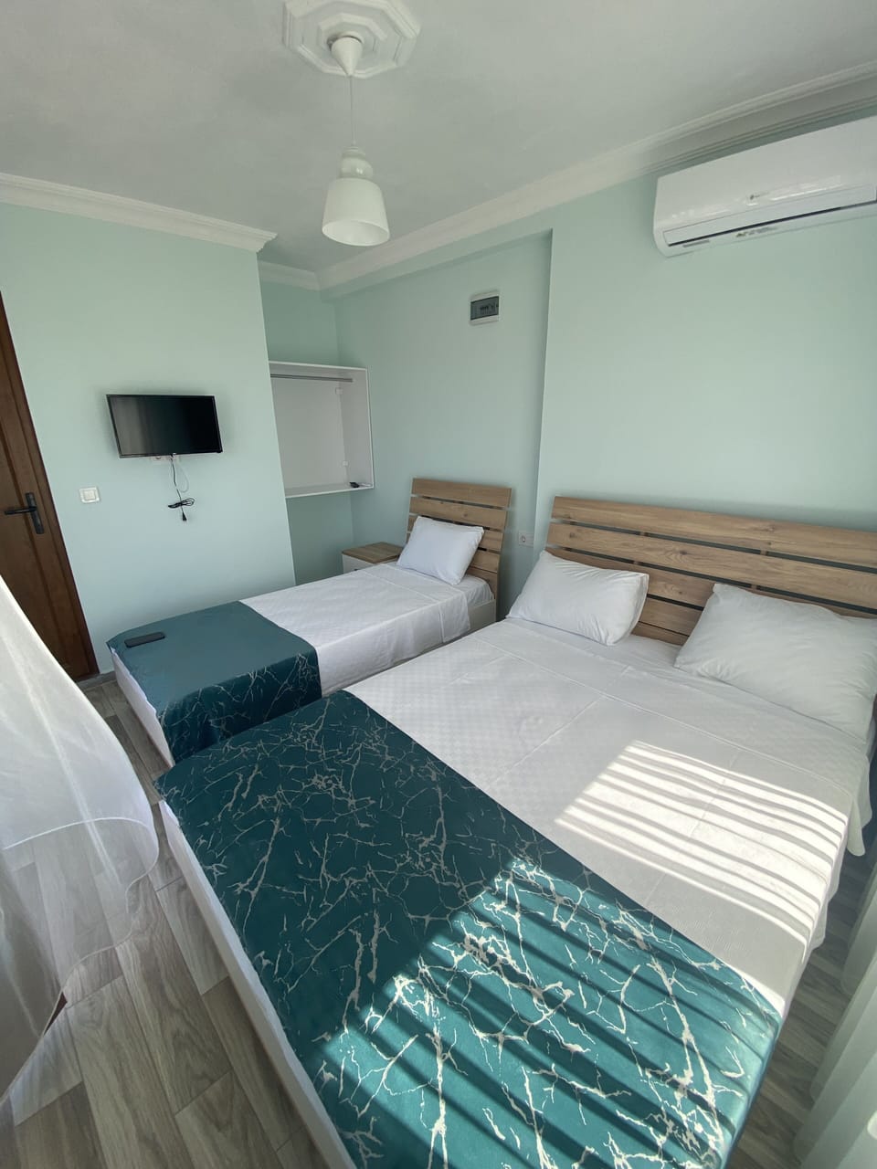 Standard Triple Room | Free WiFi