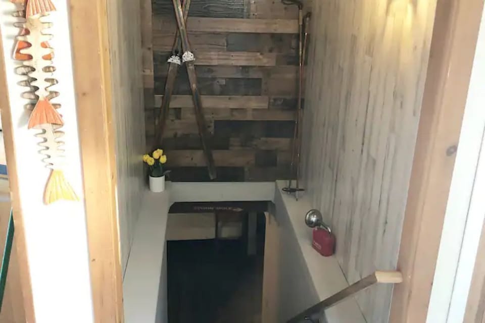 Stairwell to lower level