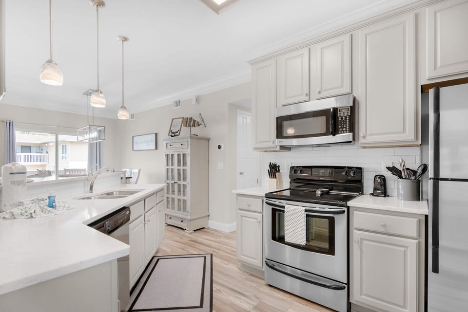 Fully equipped kitchen
