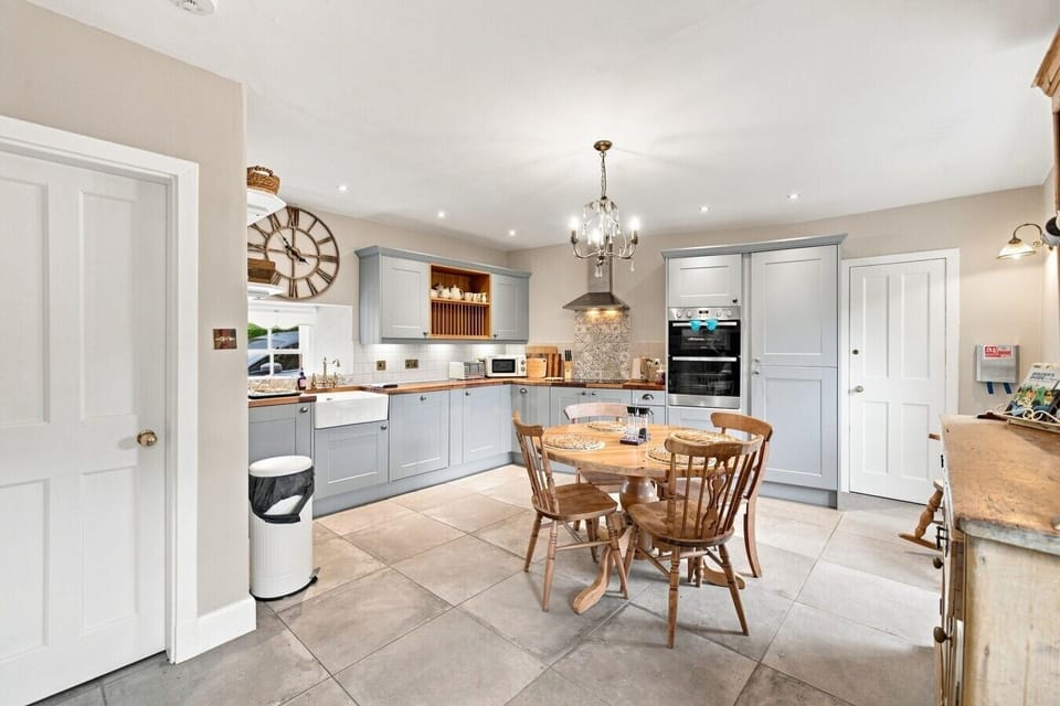 13 Brechin Road, Kirriemuir (15 of 40)