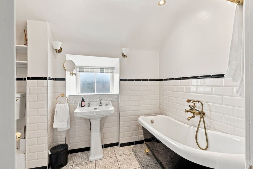13 Brechin Road, Kirriemuir (37 of 40)