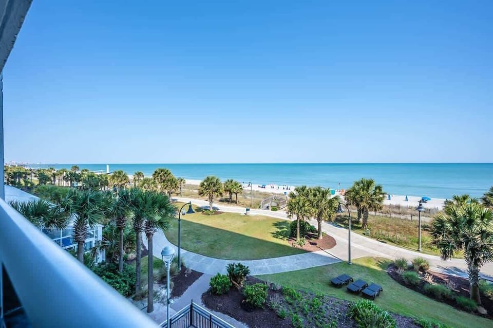 Direct Oceanfront View from Balcony