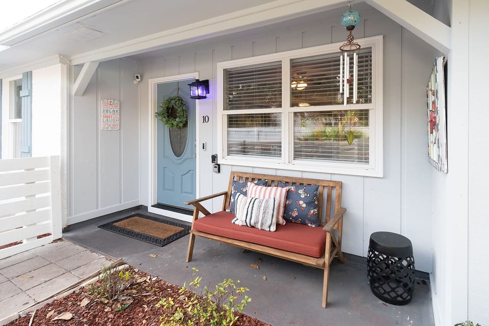 Private Pool, Fenced and in Front yard. Pool Heat Available