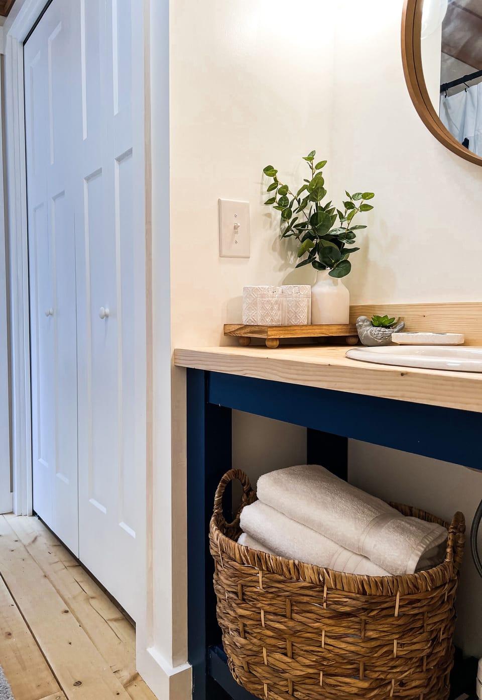 Fresh clean towels provided for your stay.