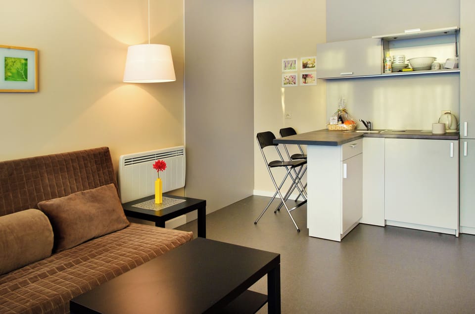 Duplex Apartment | In-room safe, desk, iron/ironing board