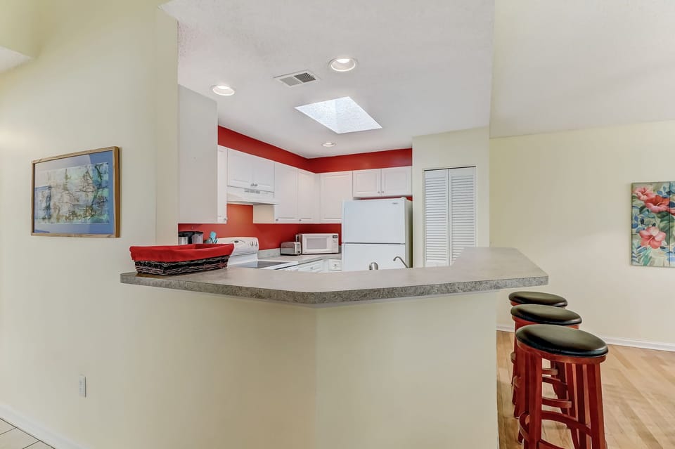 Kitchen island with 3 barstools