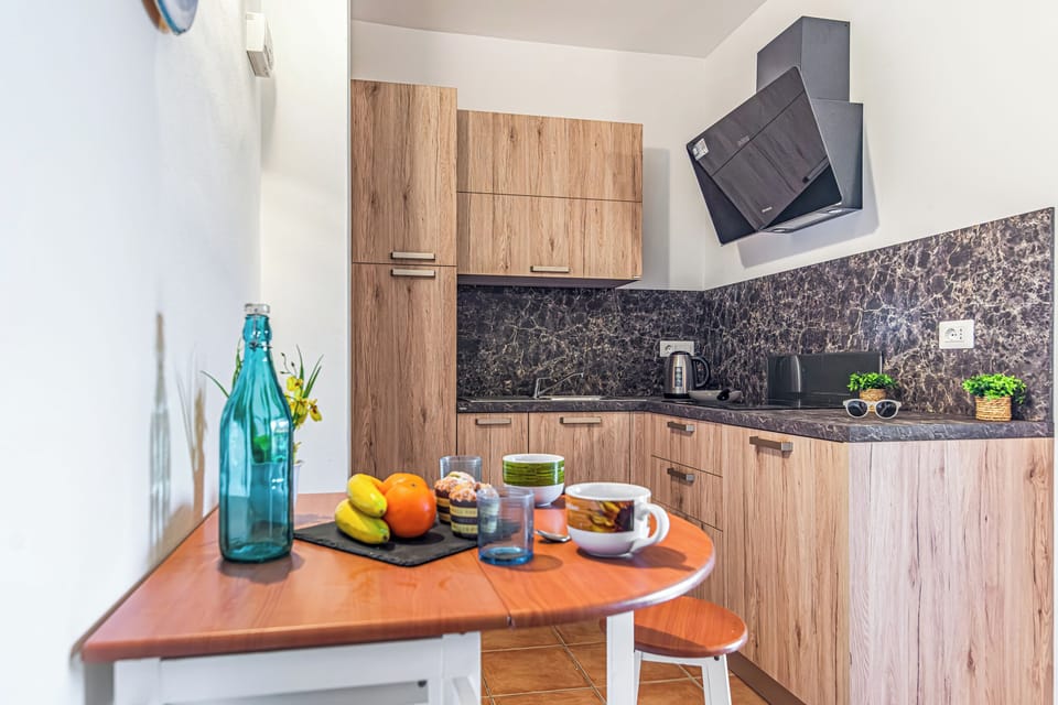 Kitchen and dining area