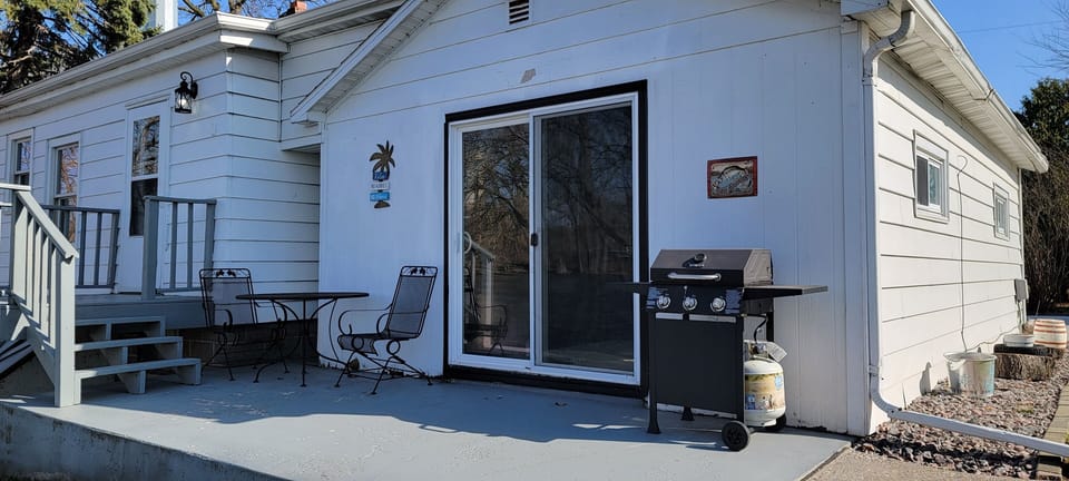 The grill on the patio is all ready for you!    Time for backyard BBQ cookouts !