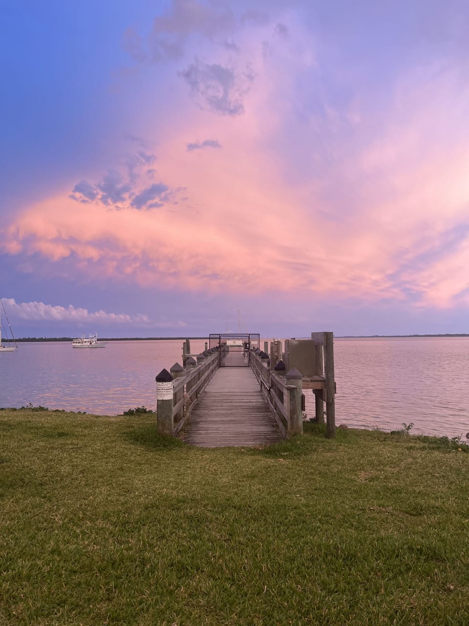 Fishing pier