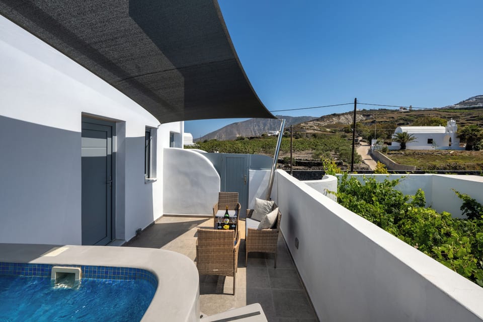 Basic Double Room | Terrace/patio