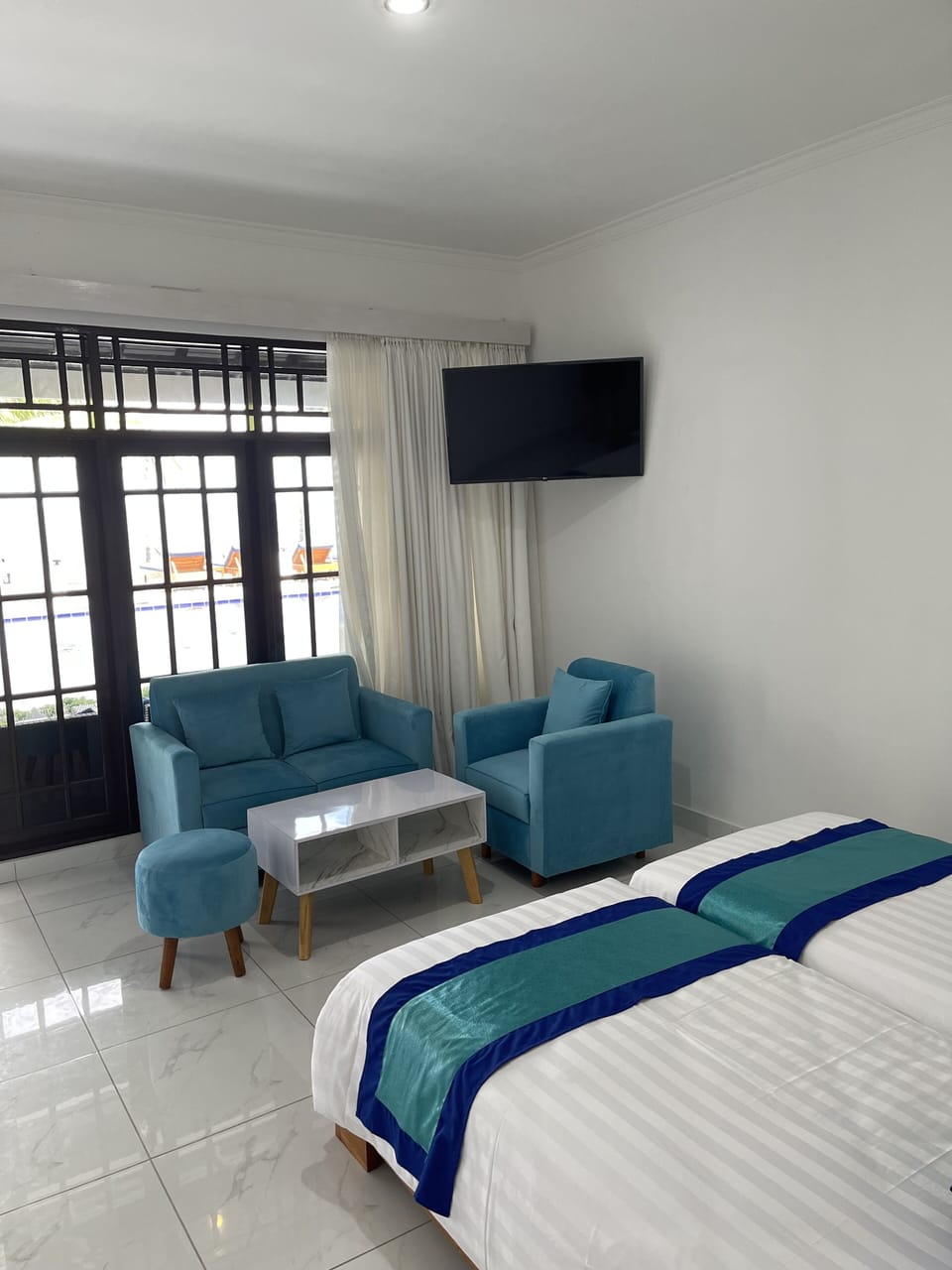 Premium Double Room, 1 King Bed, Ocean View | Premium bedding, Select Comfort beds, minibar (free items), in-room safe