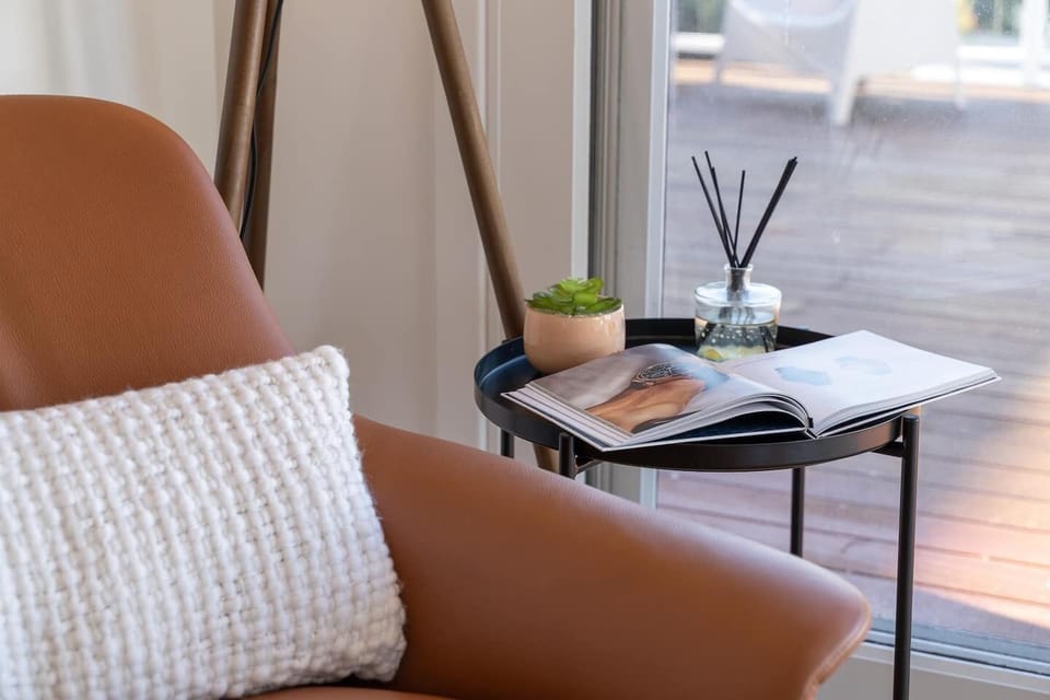 'Aarini Cottage' - 600m to stunning MacMasters Beach, Coastal Walks & Cafes - the ultimate beachside escape!