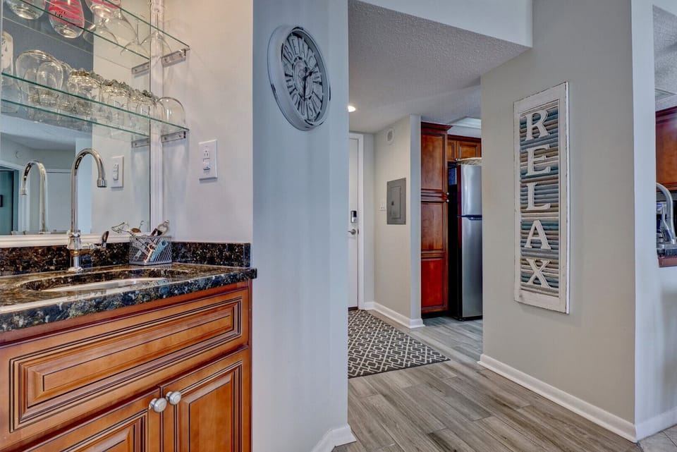 Wet Bar