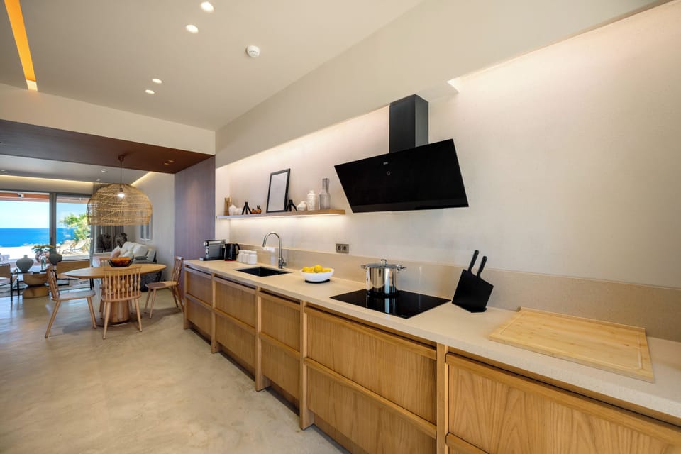 The fully equipped kitchen is perfect for family feasts.