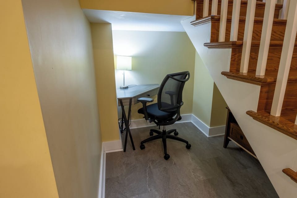 Basement Level | Office Nook