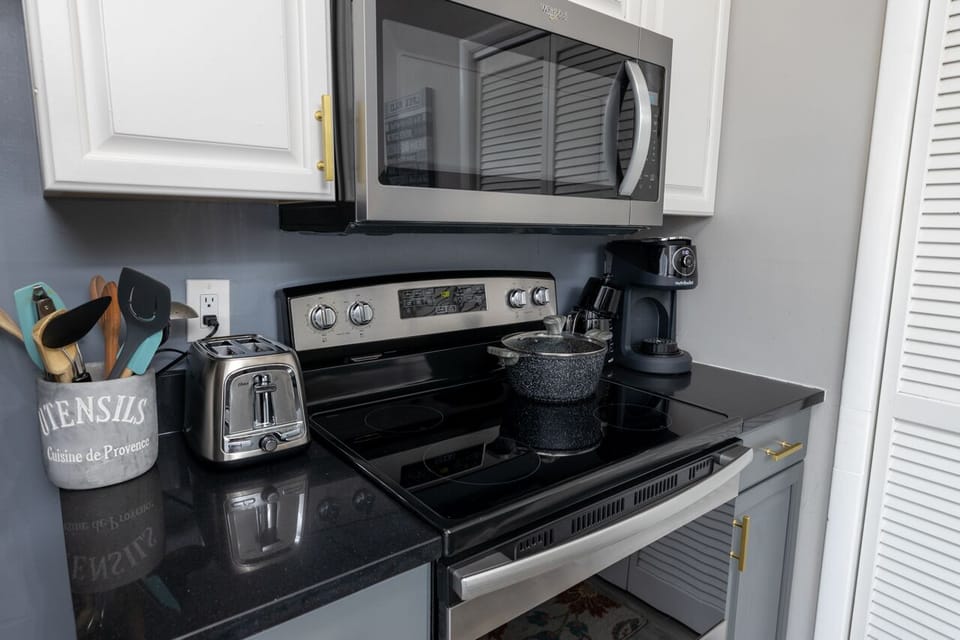 Full-size appliances for cooking