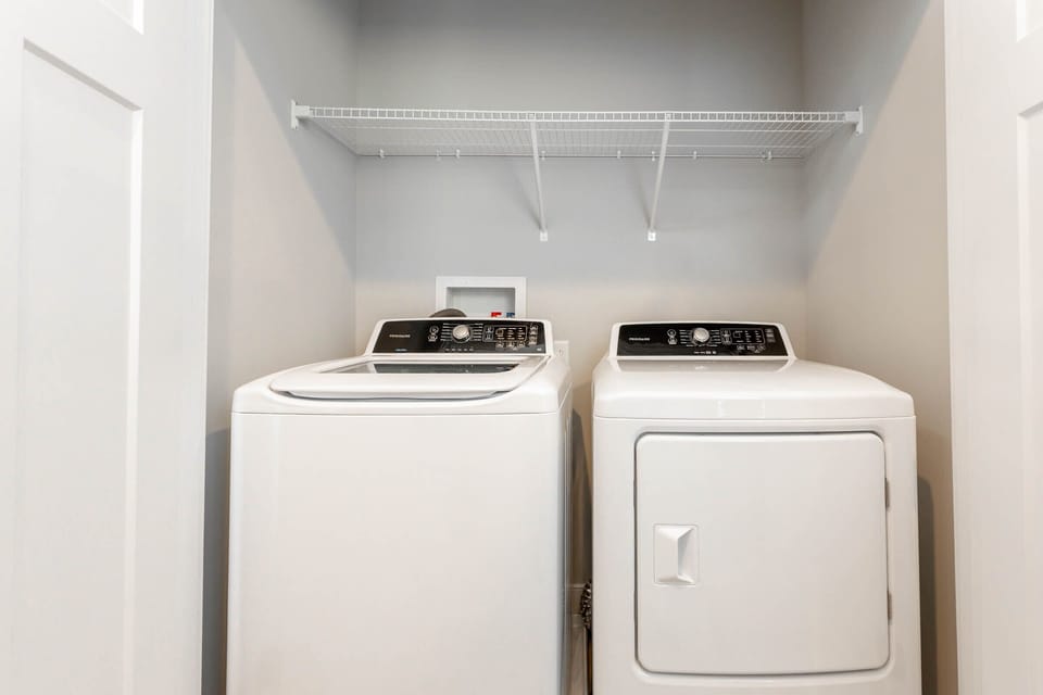 Full Washer & Dryer