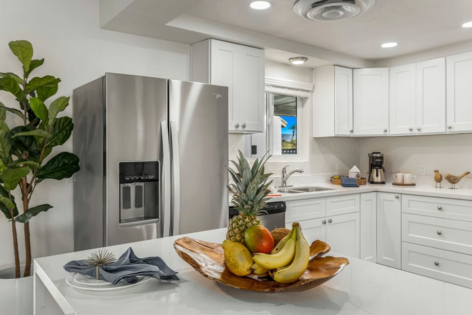 Use the island for extra counter space.