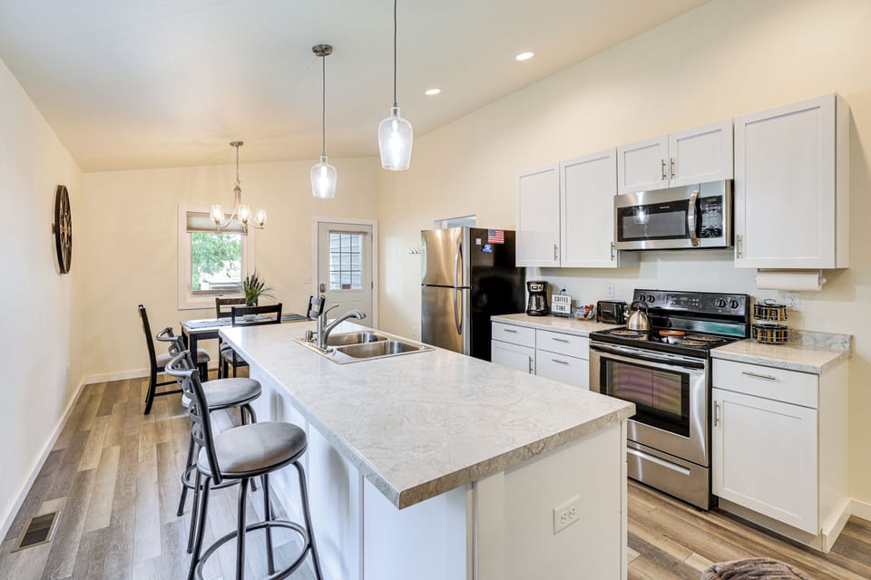 Kitchen | Well-Equipped | Cooking Basics