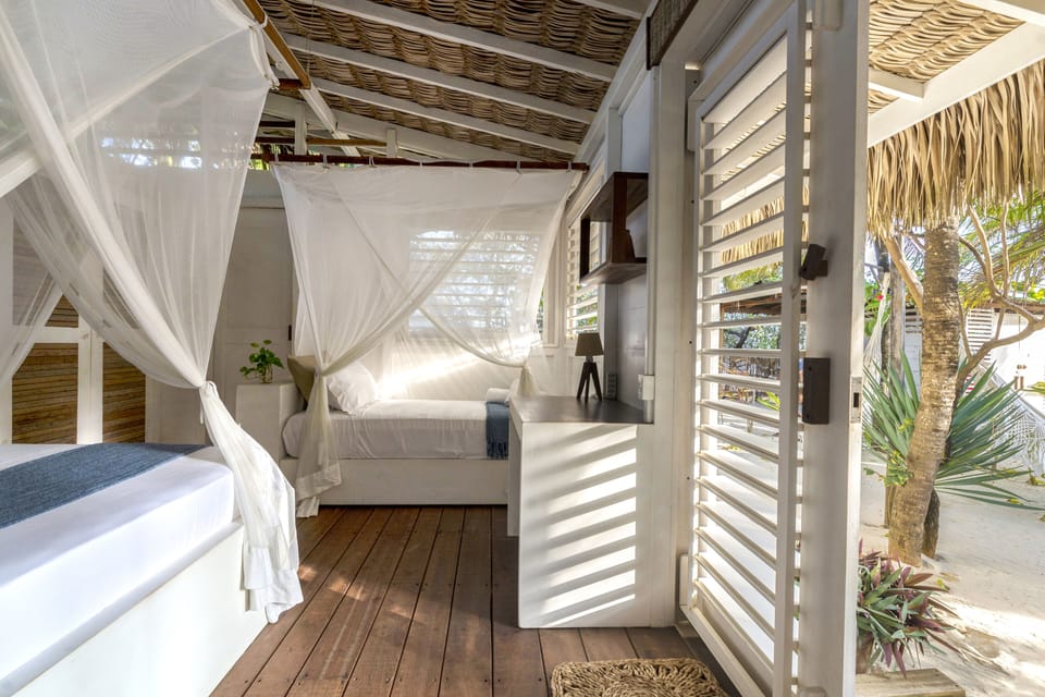 DELUX QUADRUPLE ROOM WITH SEA VIEW | Egyptian cotton sheets, premium bedding, pillowtop beds, minibar