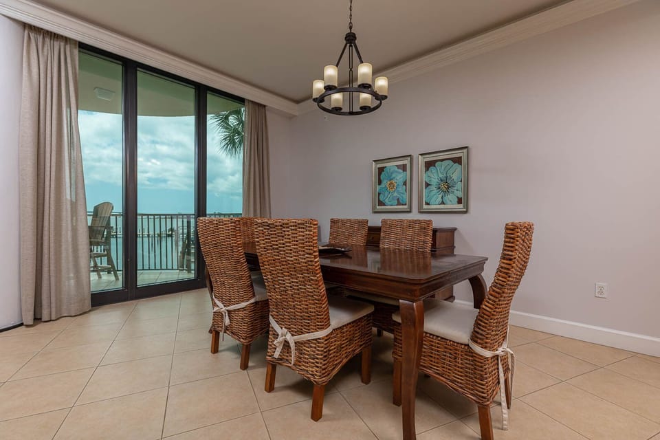 Savor a family meal or enjoy a fun game night with the coastal vibe and create lasting memories with loved ones
