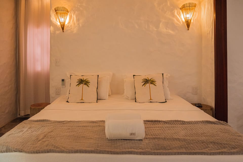 Loft Hidro | Premium bedding, minibar, blackout drapes, soundproofing